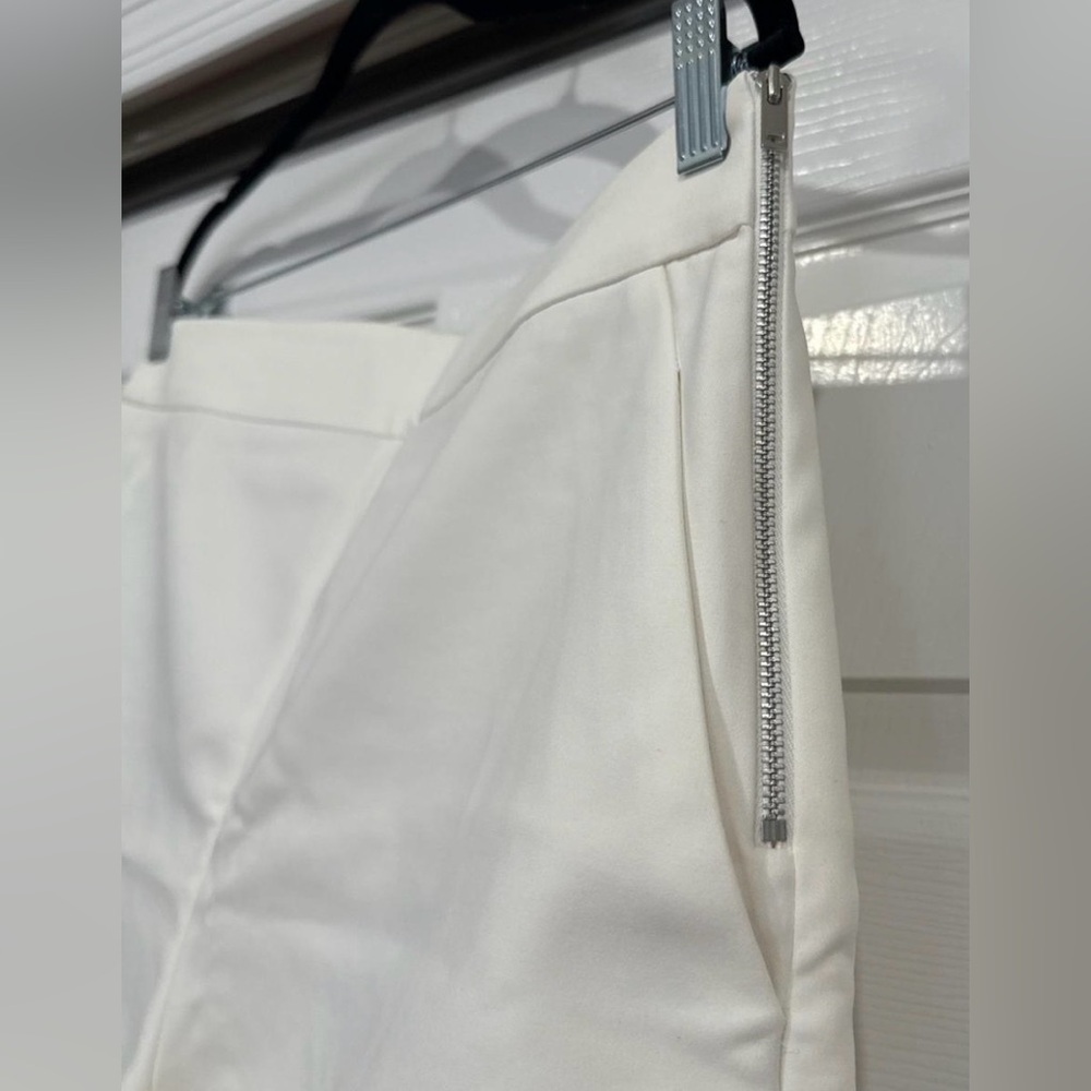 Zara Cream High-Rise Tailored Shorts - Picture 3 of 4